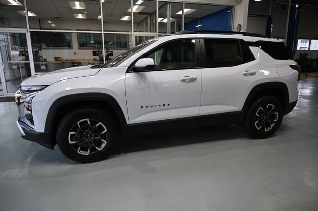 New 2026 Chevrolet Equinox ACTIV w/ Convenience Package III AWD/4WD image 7