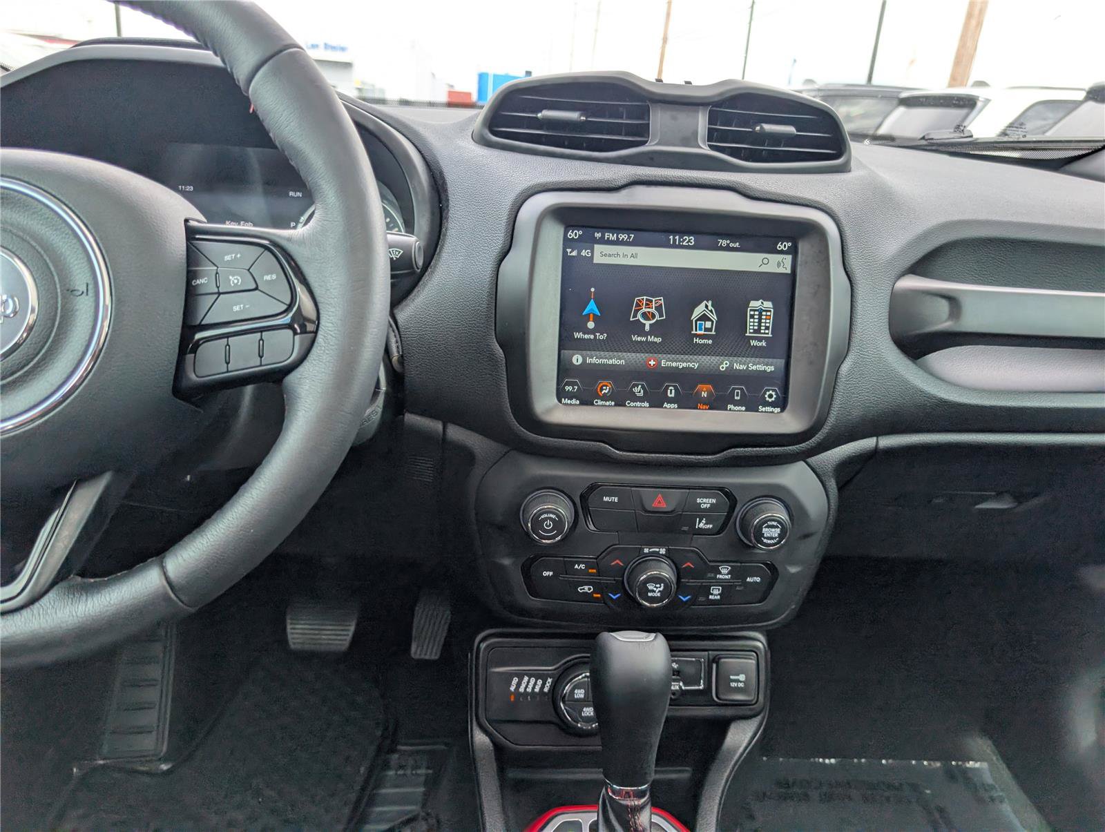Used 2022 Jeep Renegade Trailhawk w/ Sun/Sound Group AWD/4WD image 18