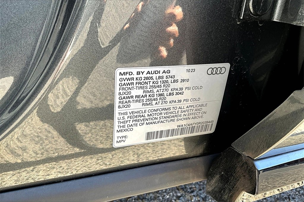 Used 2024 Audi SQ5 Prestige image 19