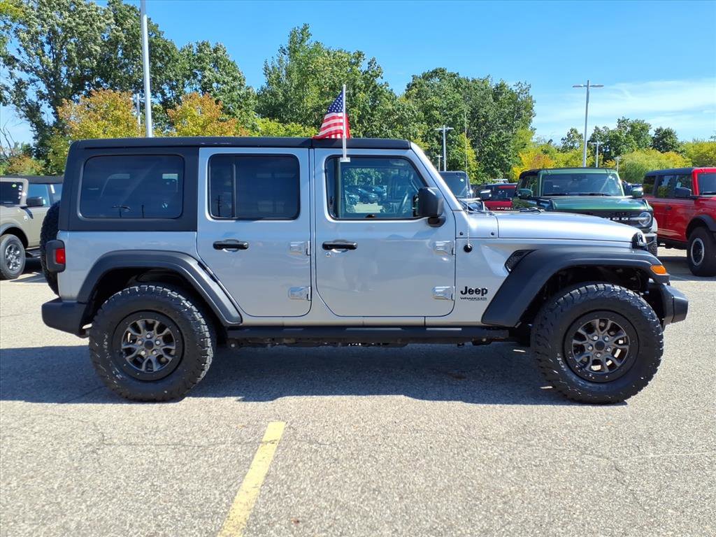 Used 2020 Jeep Wrangler Unlimited Sport image 9