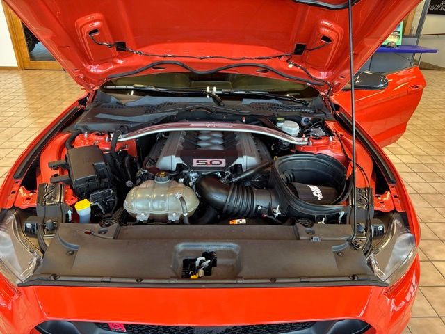 Used 2016 Ford Mustang GT Premium w/ GT Performance Package RWD image 14