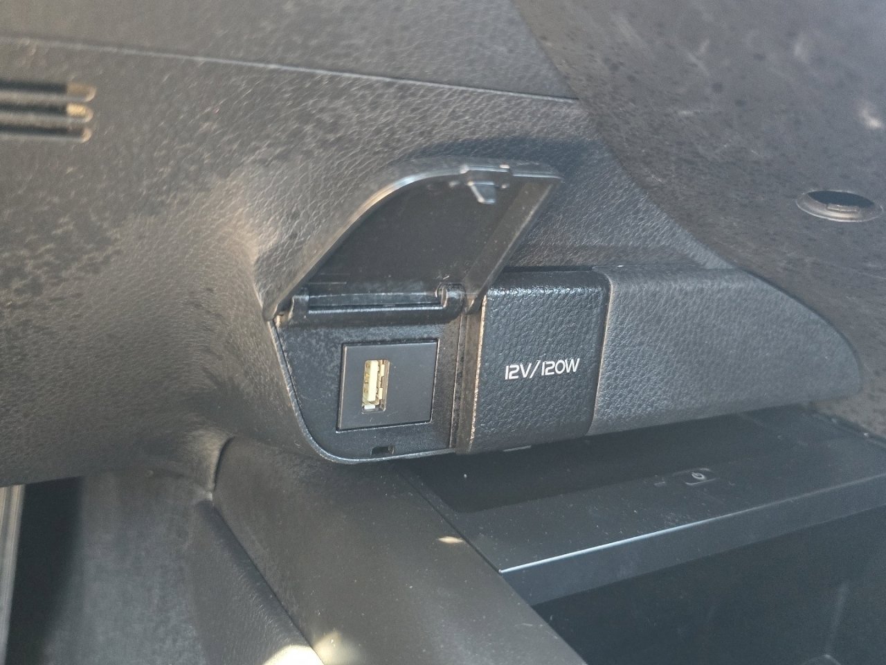 Certified 2024 Toyota Camry SE w/ Audio Upgrade Package FWD image 28