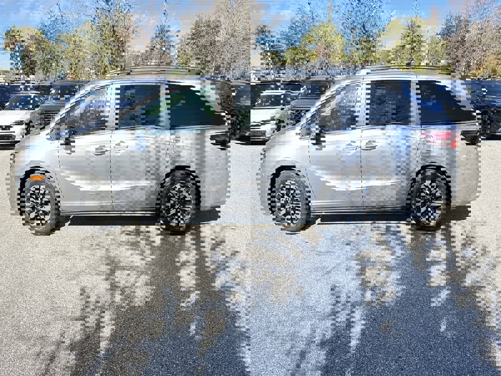 New 2026 Honda Odyssey EX-L image 3