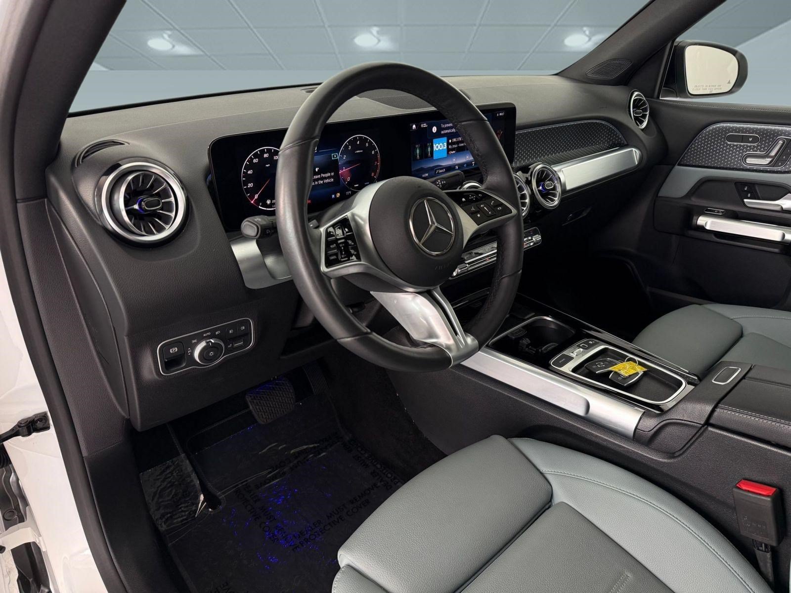 Used 2026 Mercedes-Benz GLB 250 image 4
