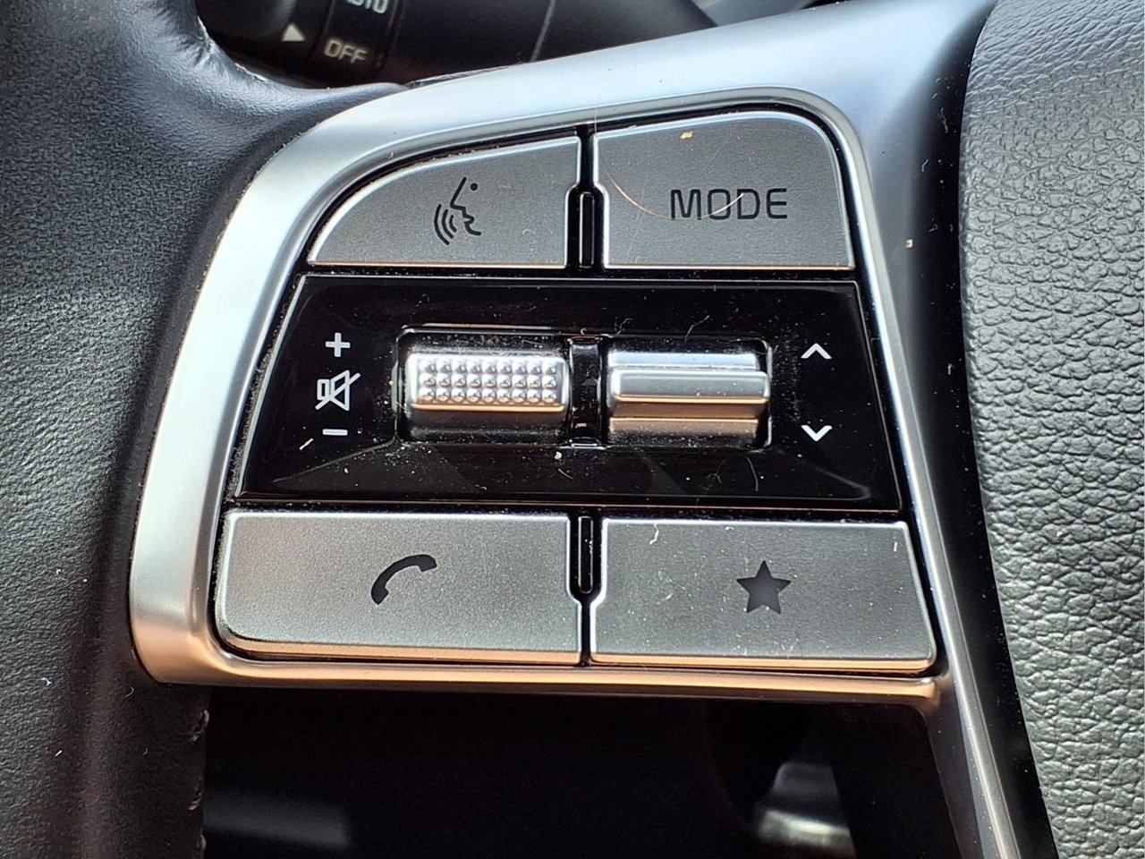 Used 2025 Kia Telluride S AWD/4WD image 23
