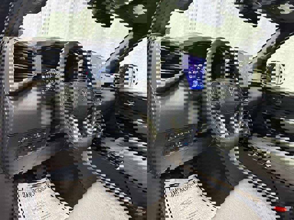 Used 2025 Toyota Sequoia Limited image 16