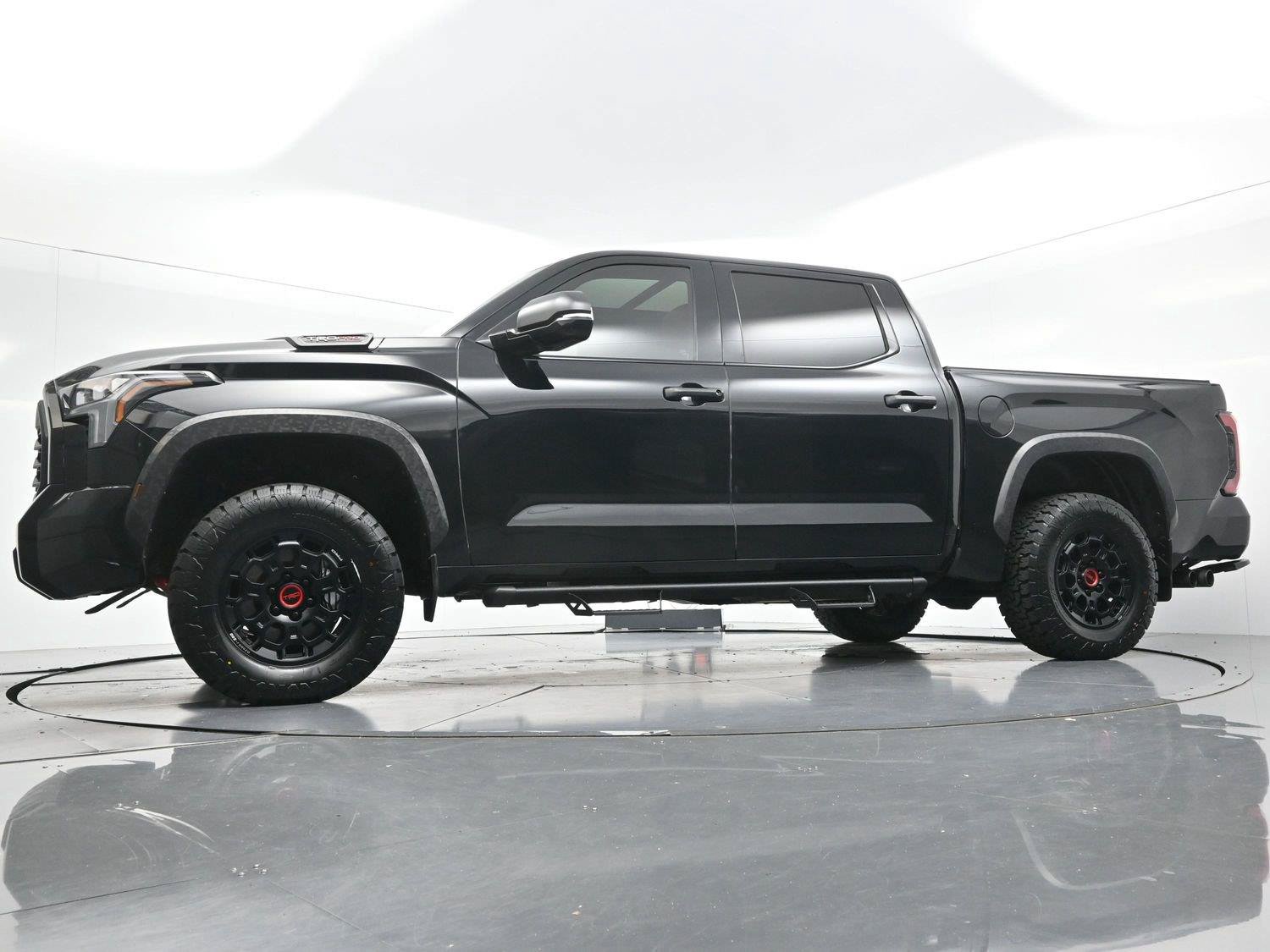 Used 2025 Toyota Tundra TRD Pro AWD/4WD image 47