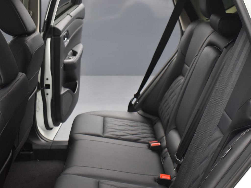 New 2026 Nissan Rogue Platinum image 20