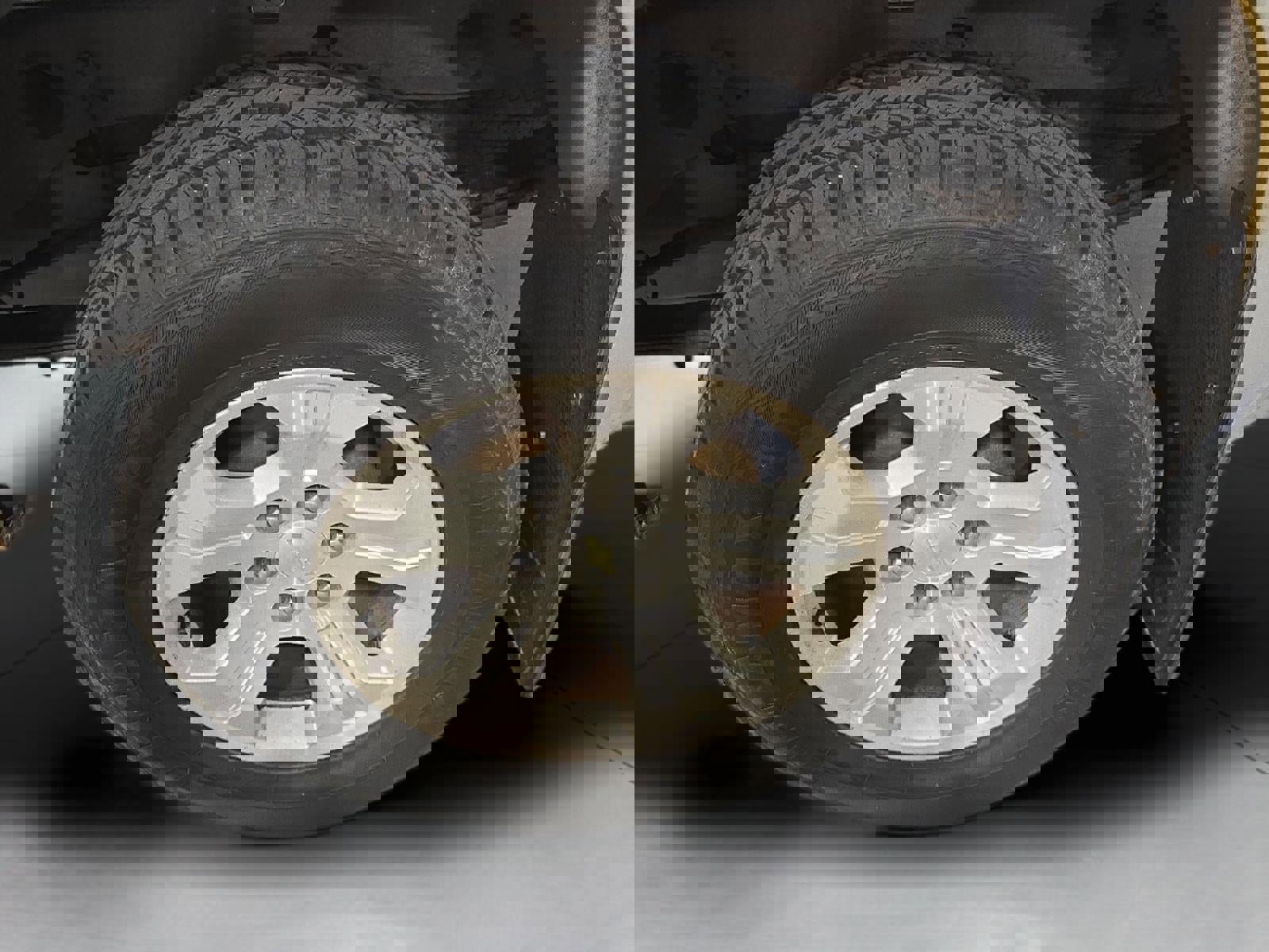 Used 2013 GMC Sierra 1500 SLE image 18