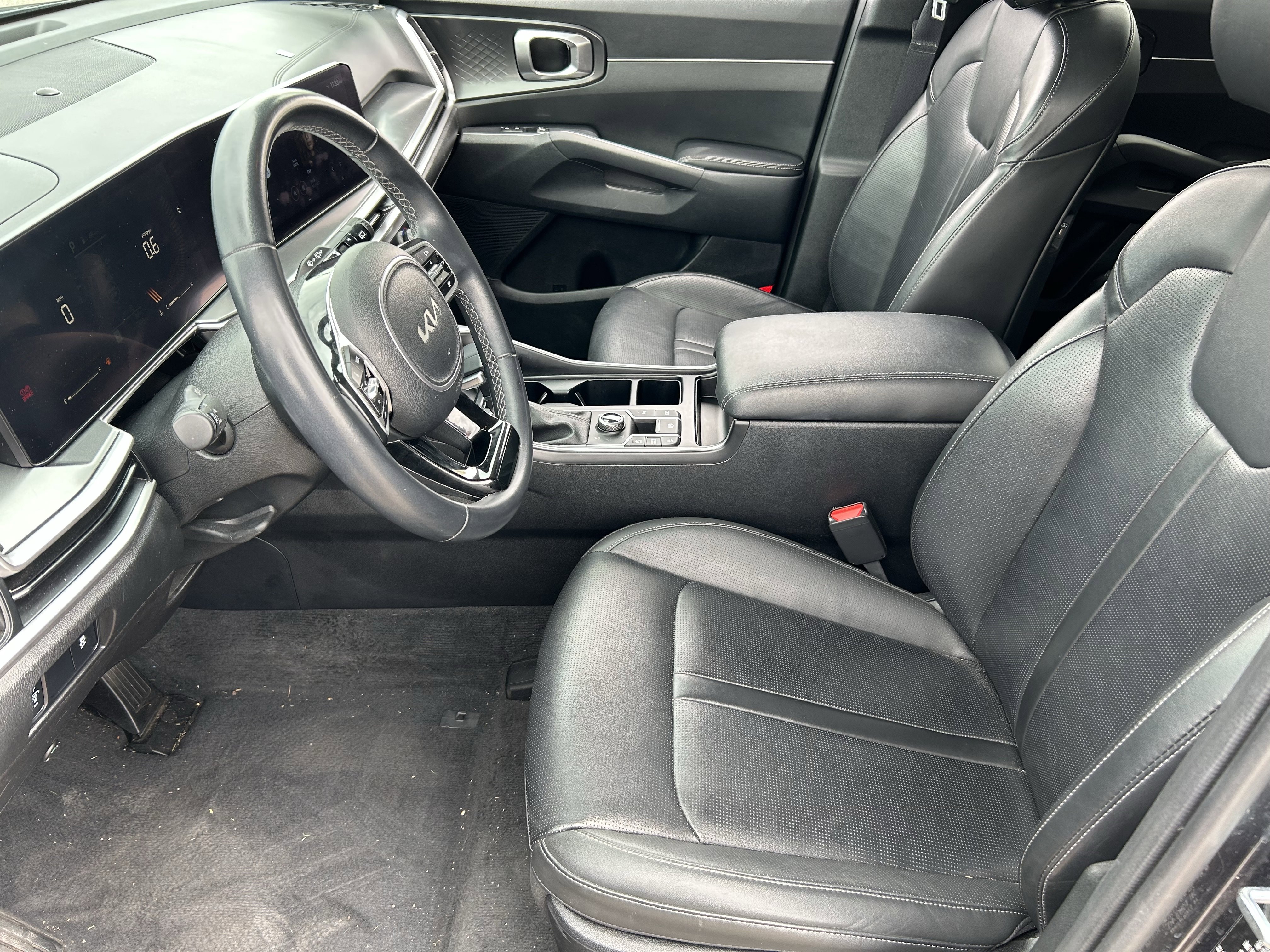 Certified 2024 Kia Sorento S image 18