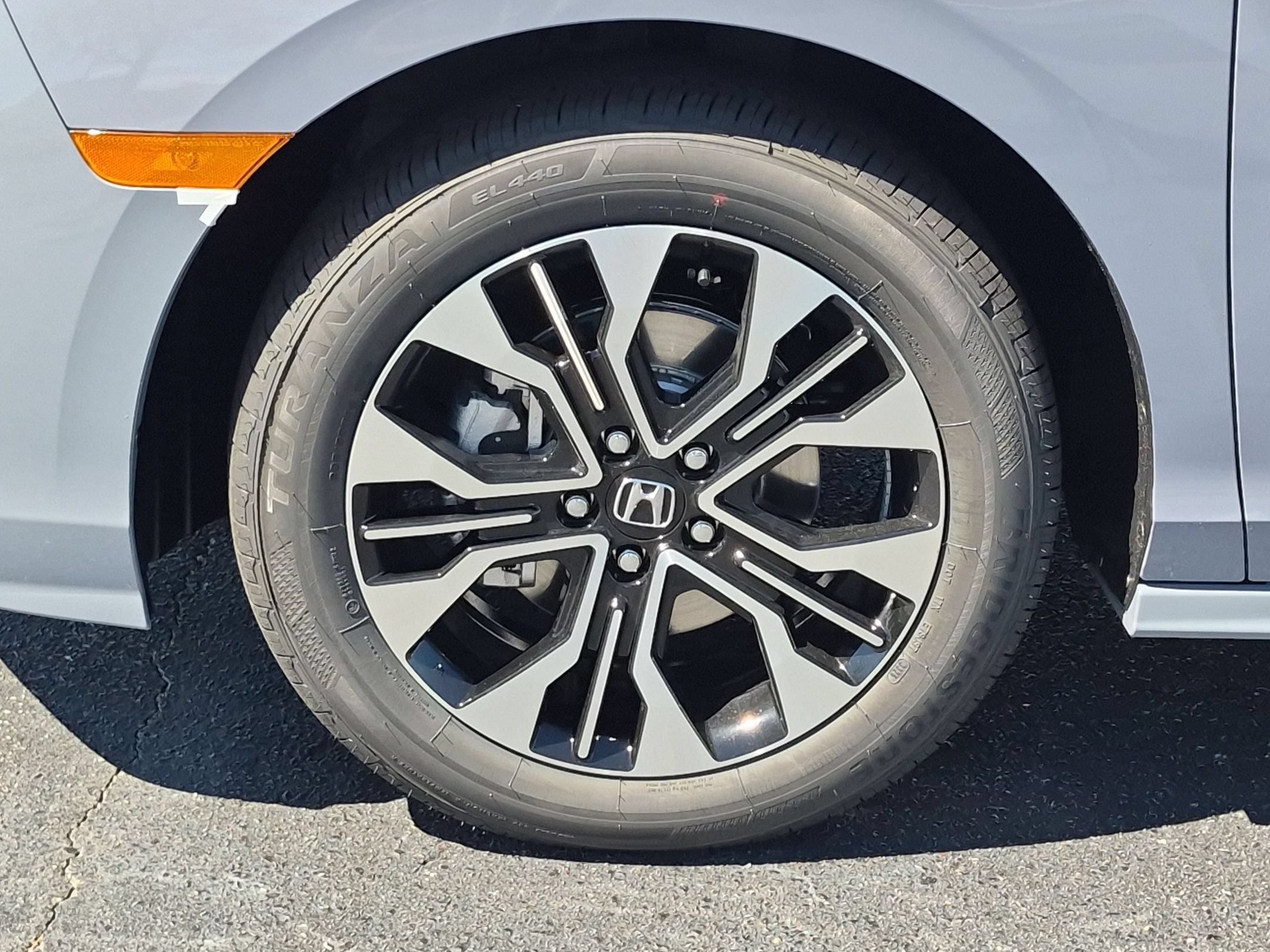 New 2027 Honda Odyssey Elite image 10