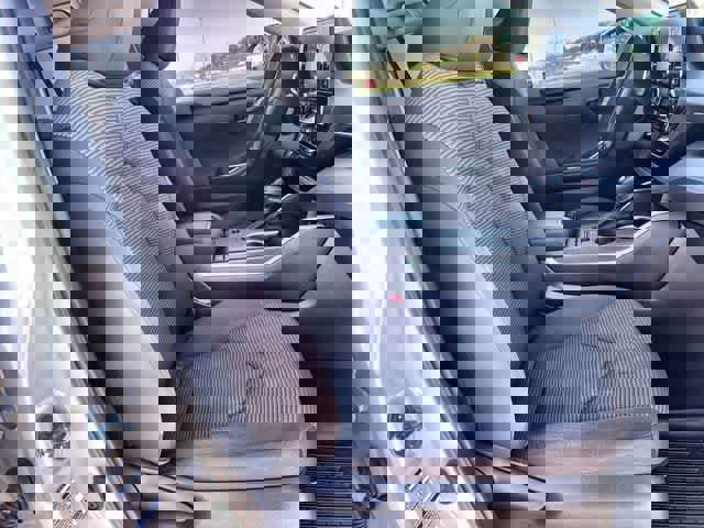 Used 2022 Toyota Highlander LE image 12