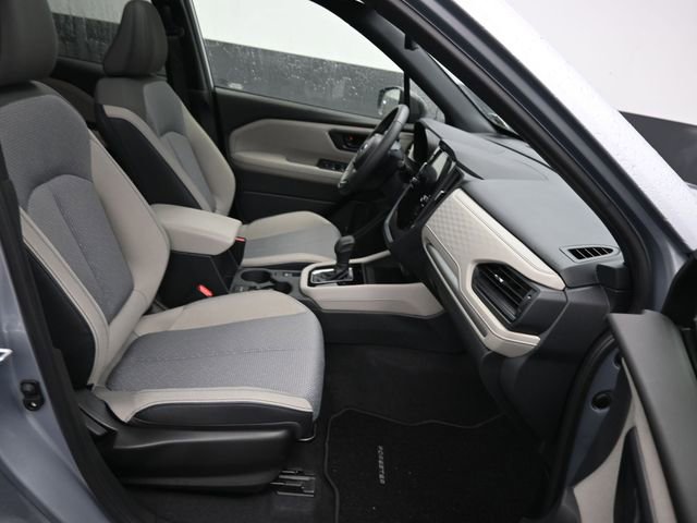 Used 2025 Subaru Forester Premium image 8