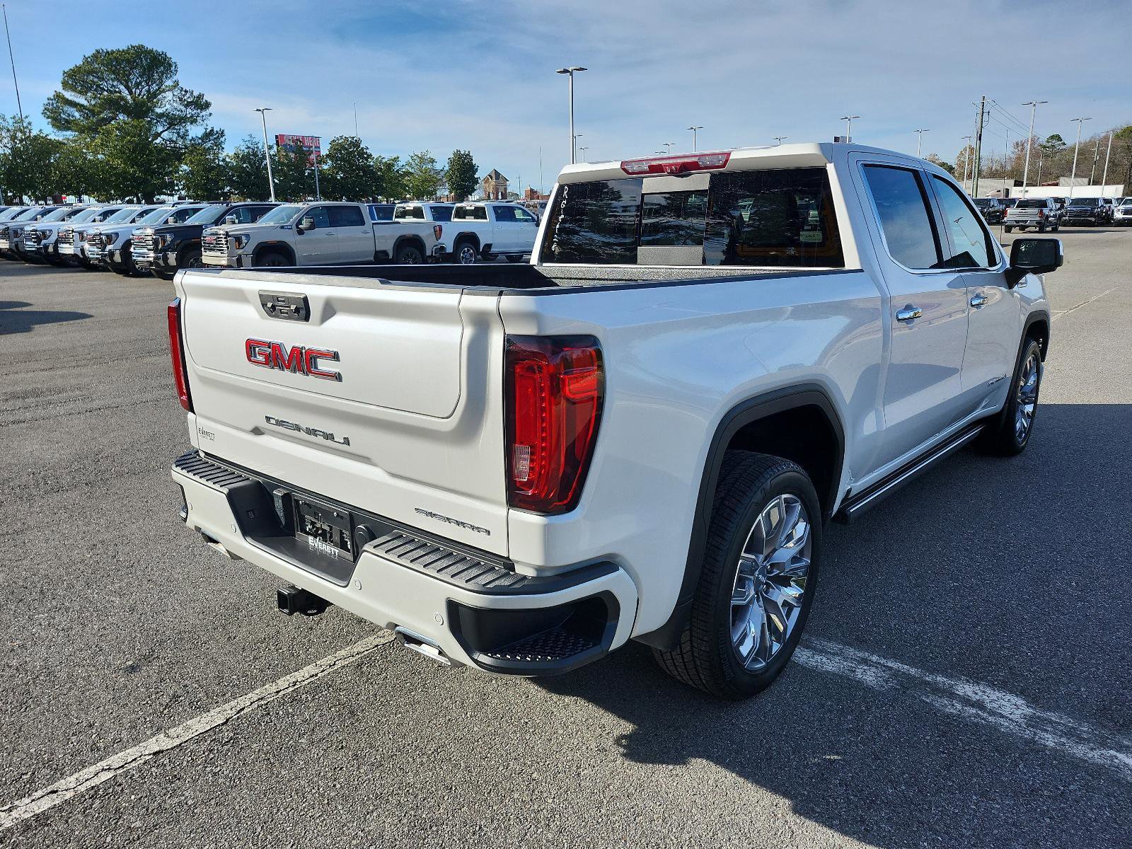 Certified 2024 GMC Sierra 1500 Denali w/ Denali Reserve Package image 3