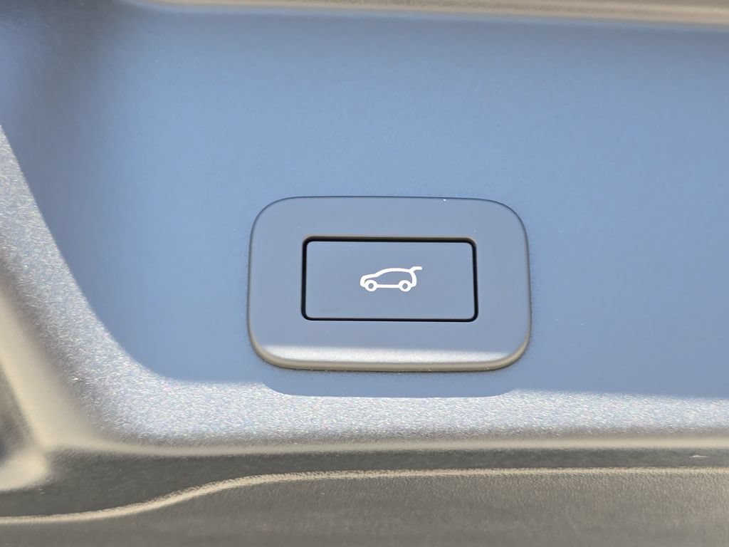 New 2026 Land Rover Range Rover Evoque S AWD/4WD image 13