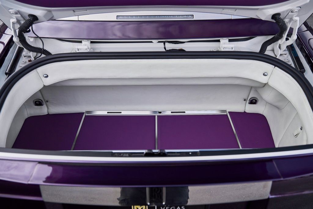 Used 2008 Rolls-Royce Phantom Drophead Coupe image 26