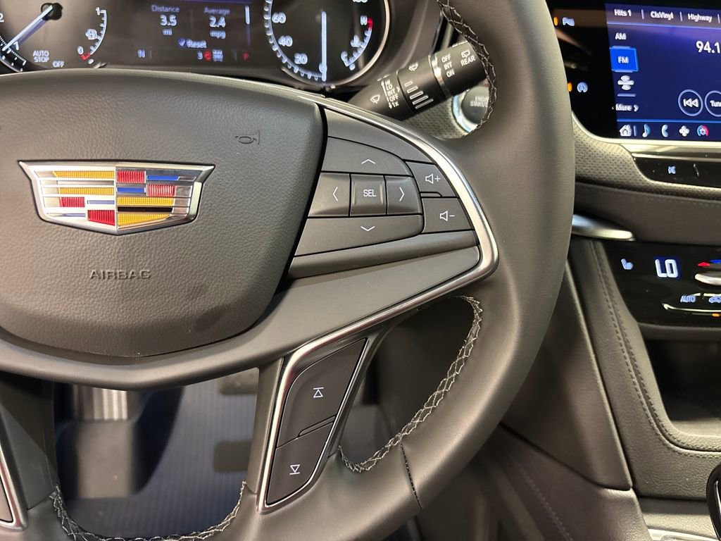 New 2026 Cadillac XT5 Luxury w/ LPO, Floor Liner Package image 31