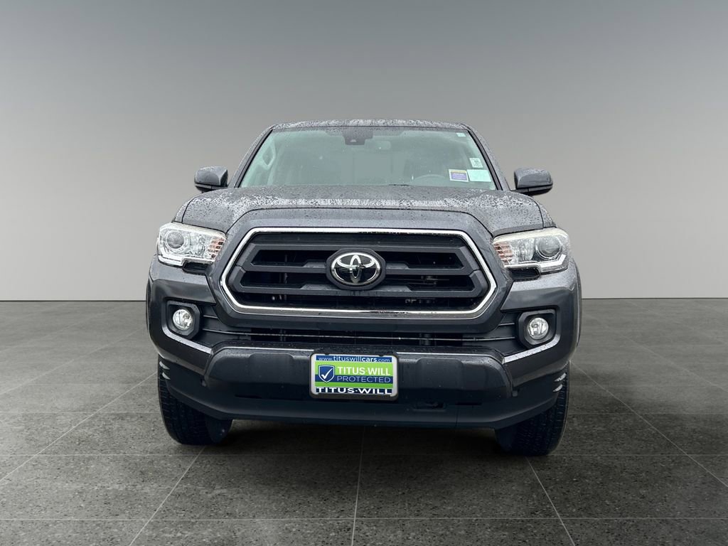 Used 2020 Toyota Tacoma SR5 AWD/4WD image 3
