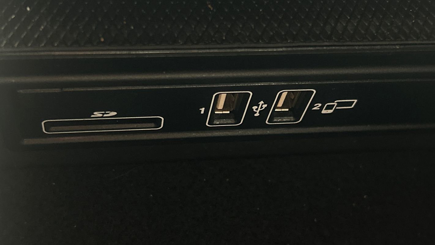 Used 2018 Mercedes-Benz C 300 4MATIC Sedan image 45