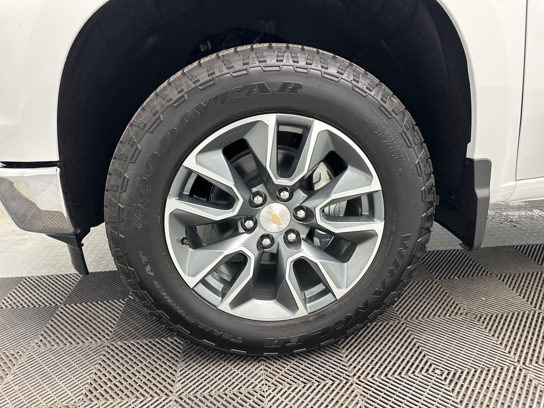 New 2026 Chevrolet Silverado 1500 LT AWD/4WD image 12