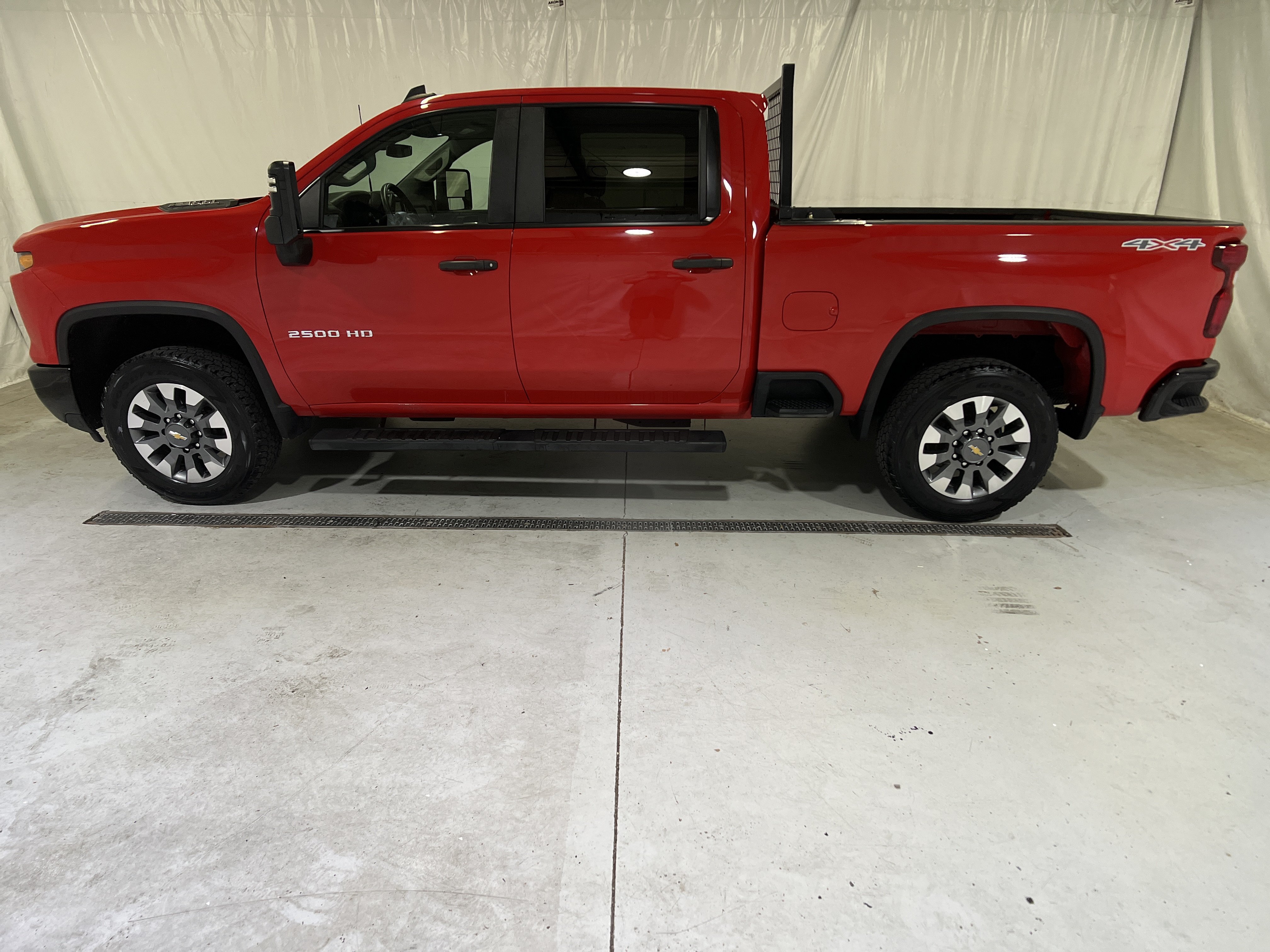 Used 2024 Chevrolet Silverado 2500 Custom w/ Custom Convenience Package AWD/4WD image 7