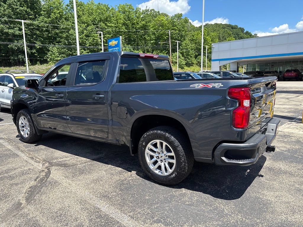 Used 2022 Chevrolet Silverado 1500 RST AWD/4WD image 3