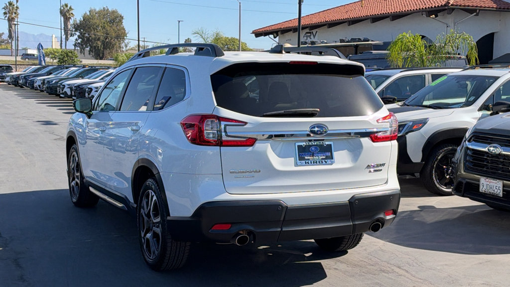 Used 2024 Subaru Ascent Limited AWD/4WD image 4