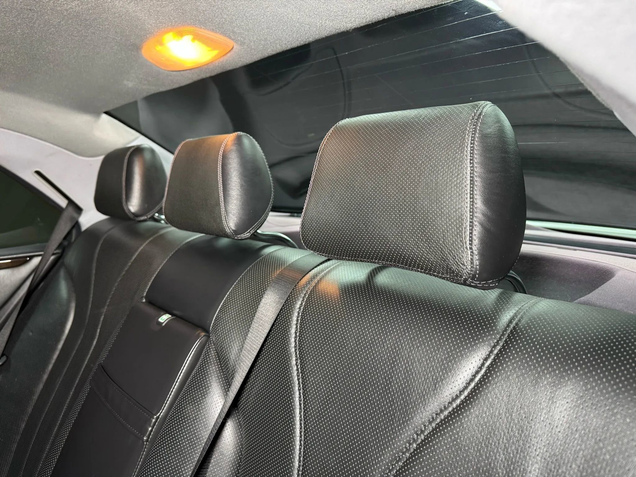 Used 2000 Mercedes-Benz E 55 AMG Sedan image 23