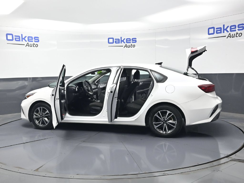 Certified 2023 Kia Forte LXS w/ LXS Technology Package FWD image 51