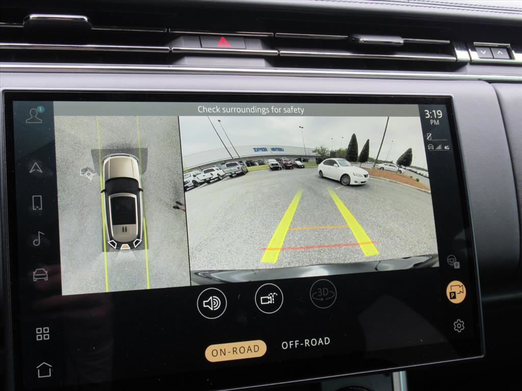 Used 2023 Land Rover Range Rover SE image 27