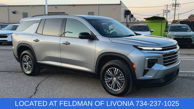 Used 2024 Chevrolet Traverse LT w/ LPO, Floor Liner Package image 2