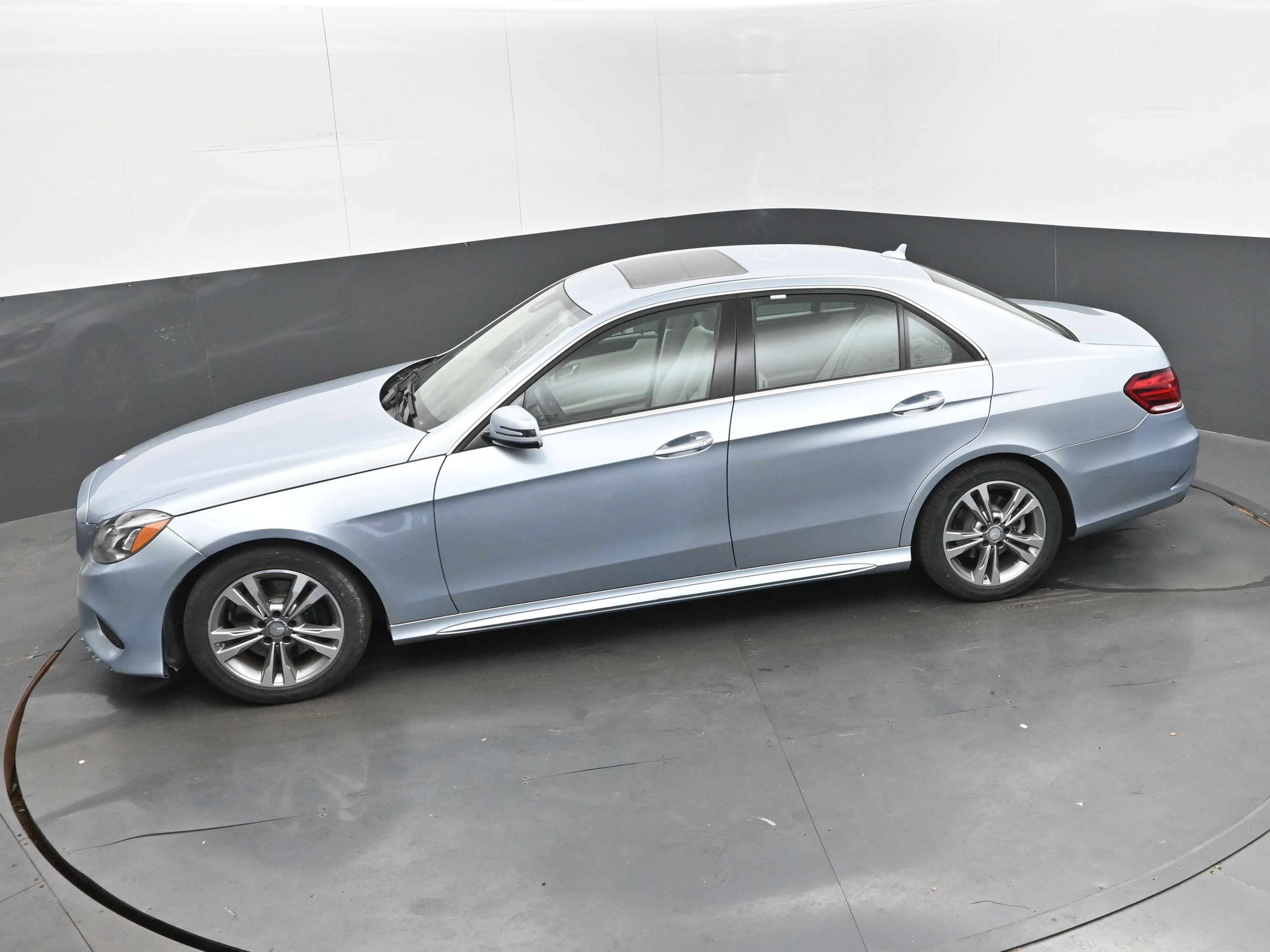 Used 2015 Mercedes-Benz E 350 Sedan image 38