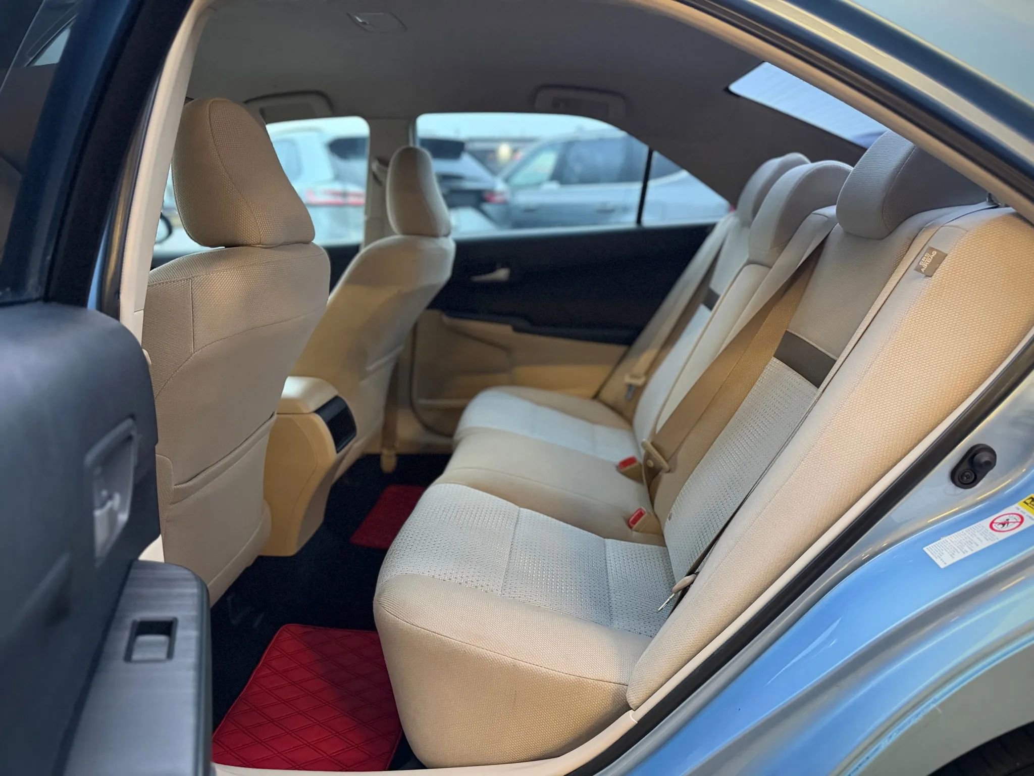 Used 2012 Toyota Camry LE image 15