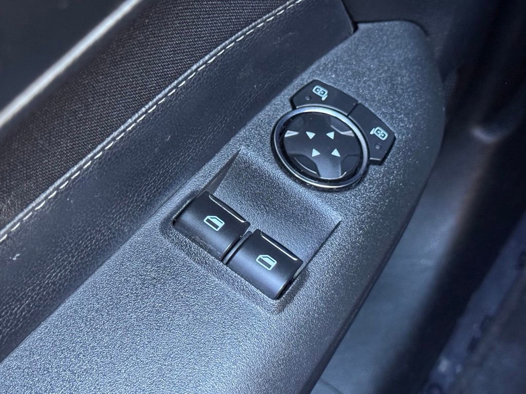 Used 2020 Ford Mustang EcoBoost image 18