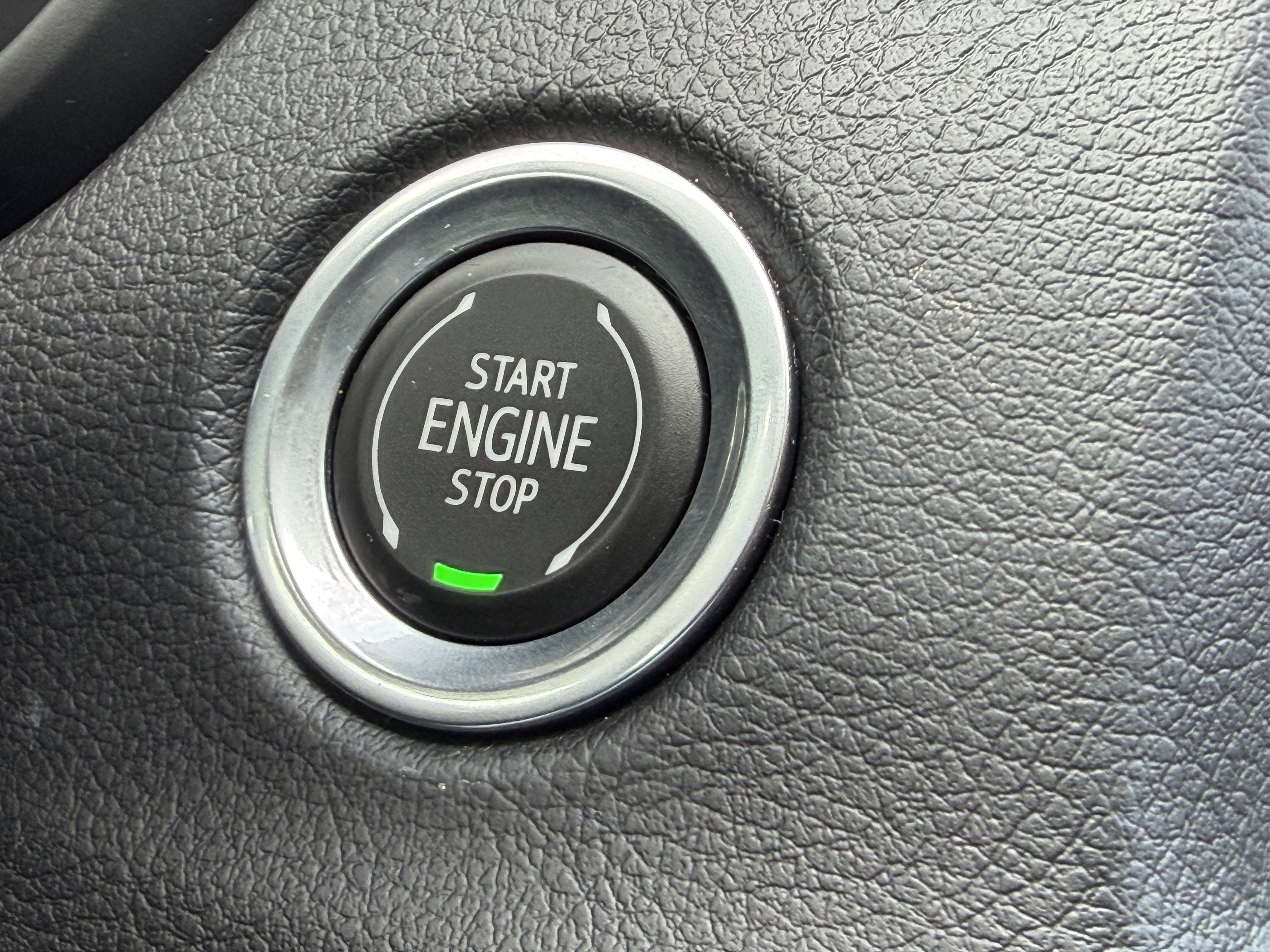 Certified 2023 Cadillac XT4 Luxury image 23