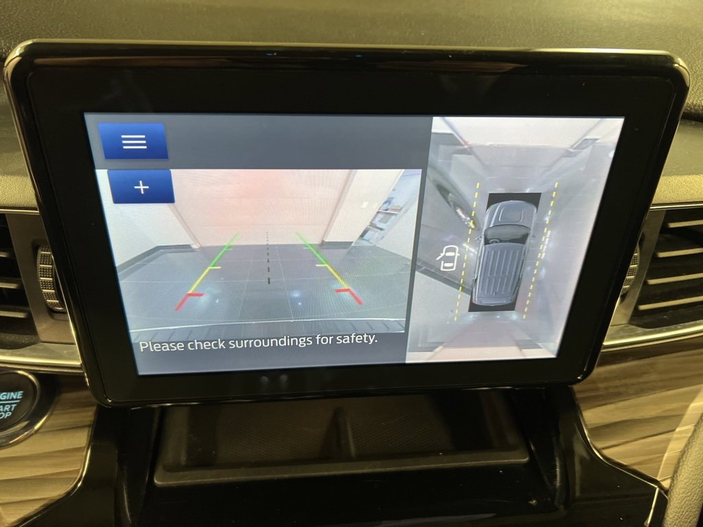 Used 2022 Ford Explorer Limited w/ Equipment Group 301A image 12