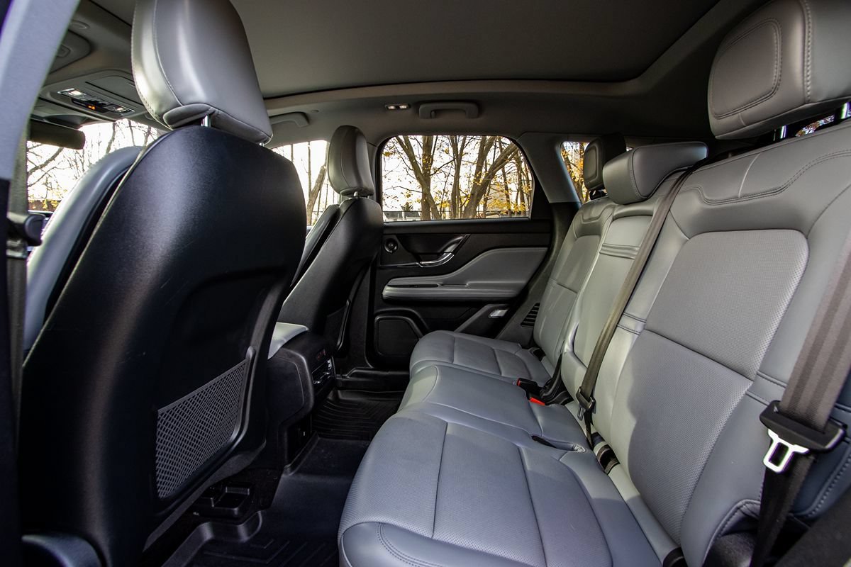 Used 2021 Lincoln Corsair Reserve AWD/4WD image 28
