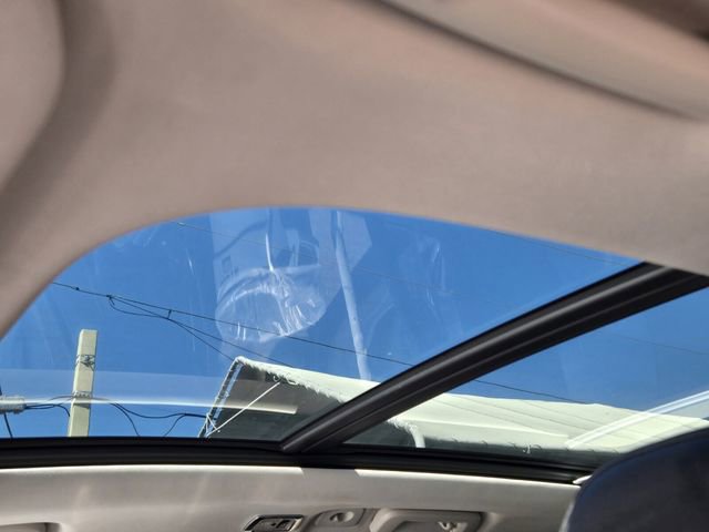 Used 2019 Volvo XC90 T5 Momentum w/ Protection Package Premier FWD image 16