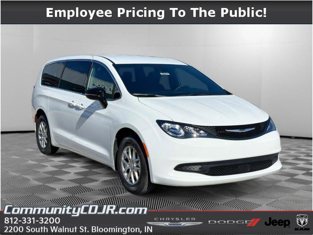 New 2026 Chrysler Voyager LX FWD video 1