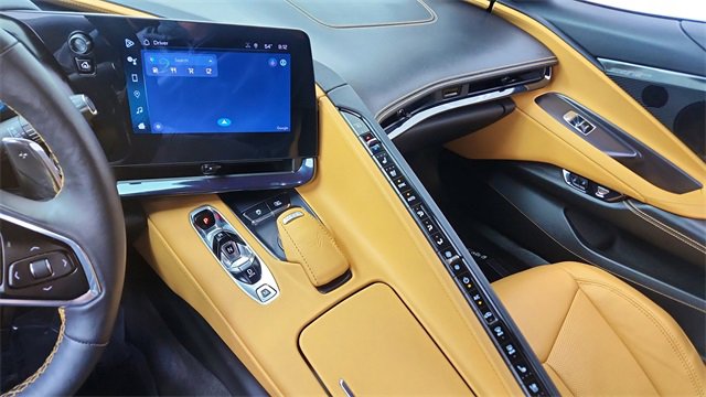 Used 2024 Chevrolet Corvette Stingray w/ Stealth Interior Trim Package image 35