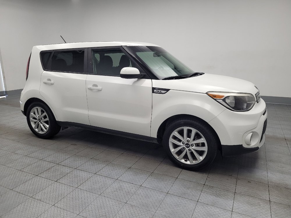 Used 2018 Kia Soul + w/ Audio Package FWD image 11