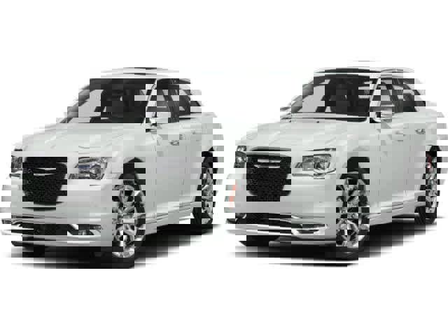 Used 2019 Chrysler 300 Touring w/ Sport Appearance Package image 1