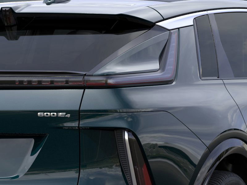 New 2026 Cadillac Lyriq Luxury AWD/4WD image 11