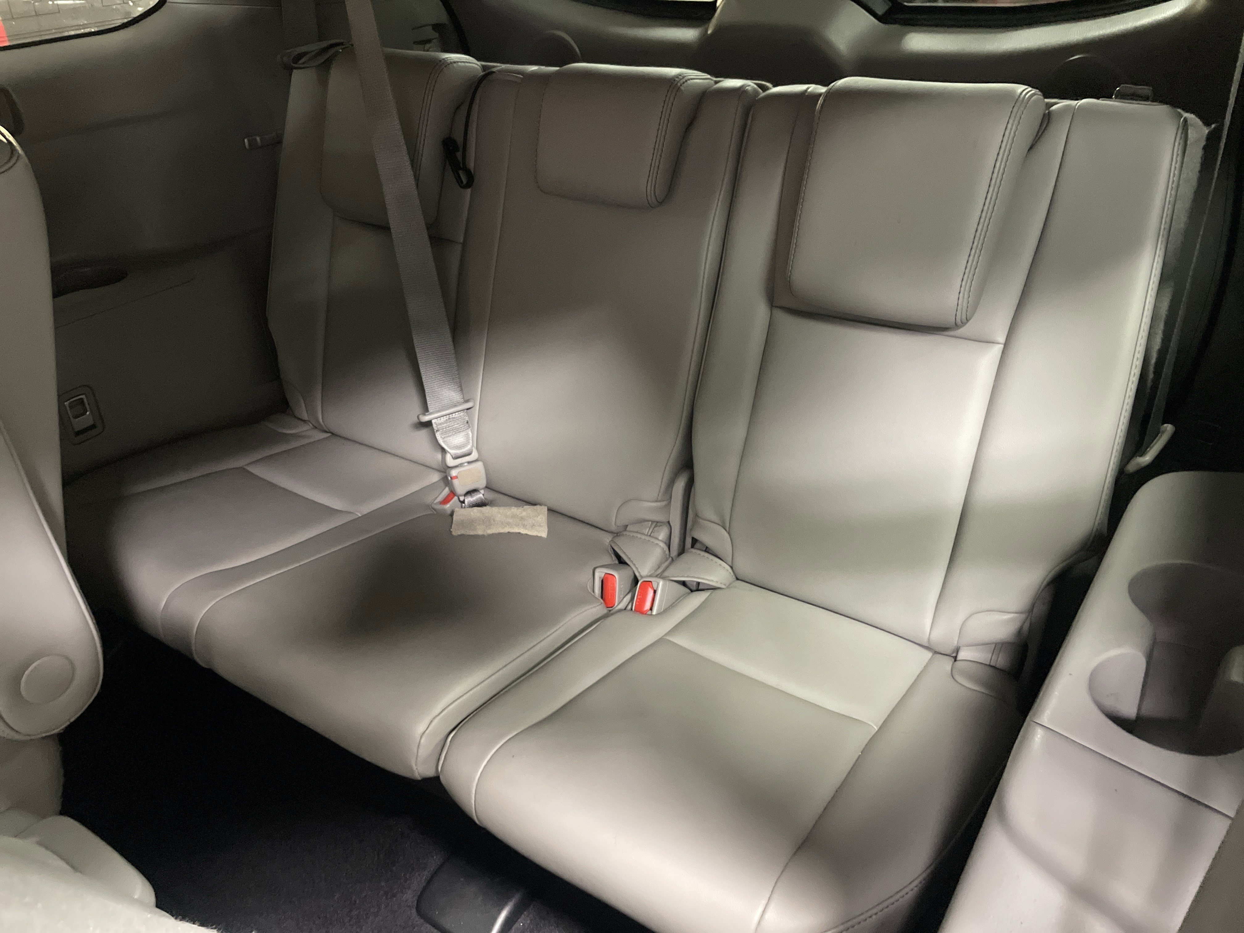 Used 2016 Toyota Highlander Limited FWD image 33