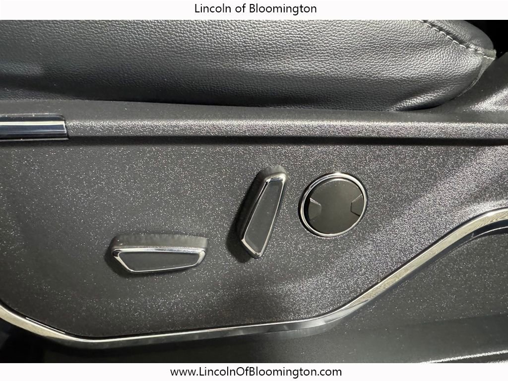 Used 2023 Ford F150 Lariat w/ Equipment Group 502A High image 38