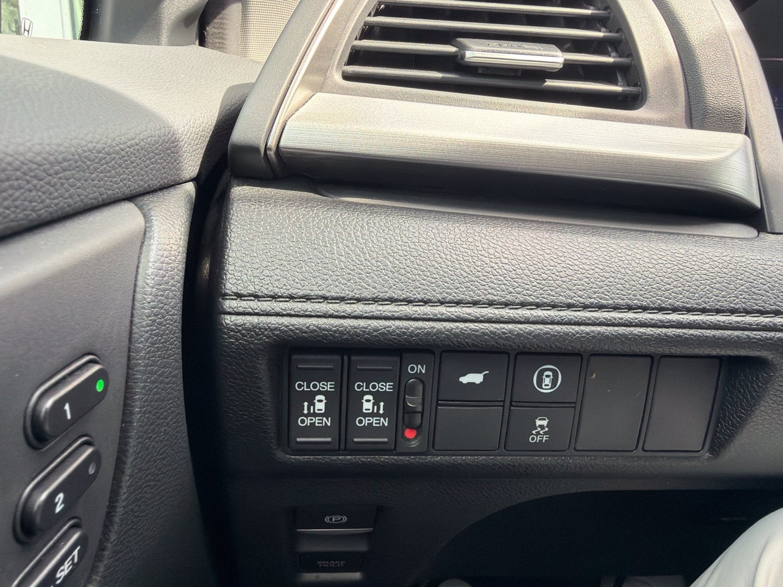 Certified 2023 Honda Odyssey EX-L image 27
