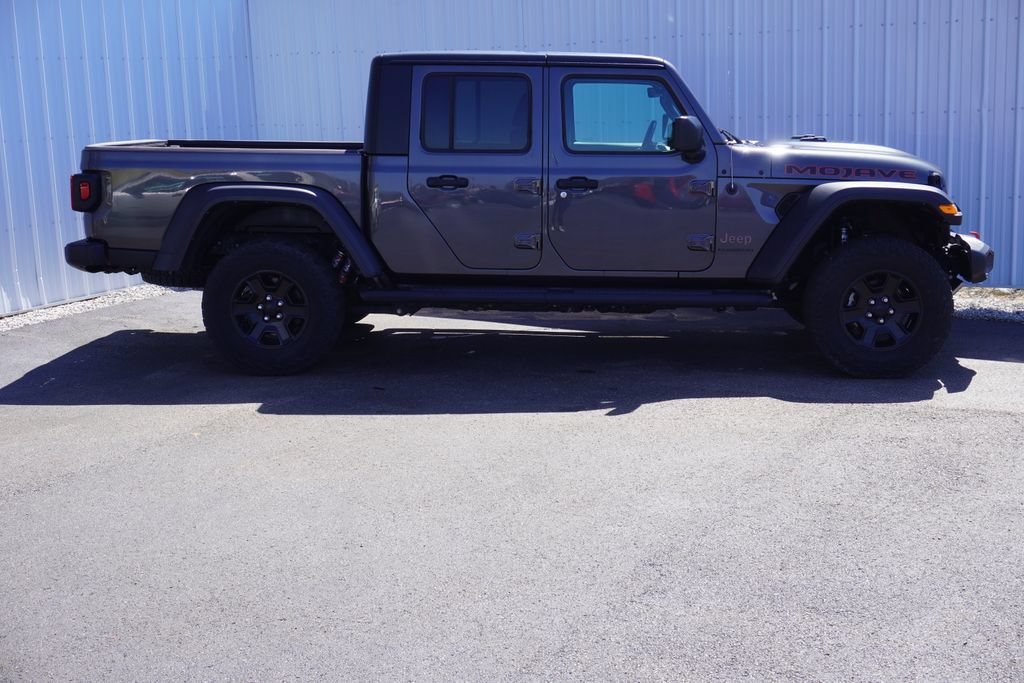 Used 2022 Jeep Gladiator Mojave w/ Cold Weather Group AWD/4WD image 2