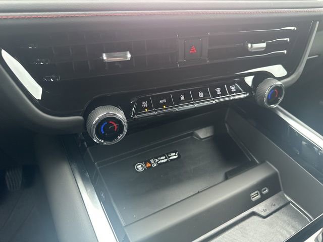 New 2025 Chevrolet Suburban RST w/ Advanced Technology Package image 28