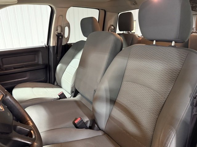 Used 2016 RAM 1500 ST w/ SXT Appearance Group image 11