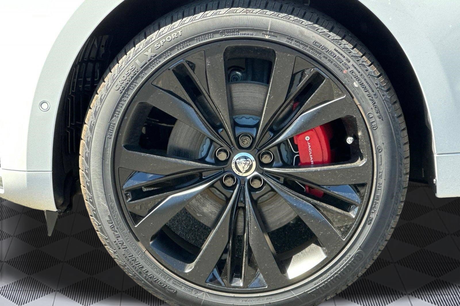 New 2026 Jaguar F-PACE R-Dynamic S AWD/4WD image 12